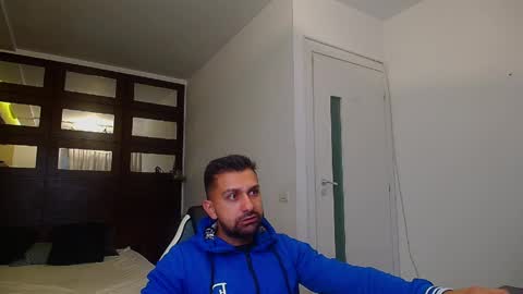 BryceReign online show from May 13, 4:53 am