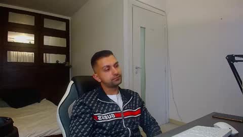 BryceReign online show from May 3, 5:10 am