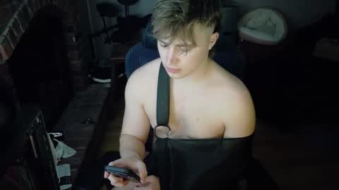 BubblebuttBdn online show from May 9, 6:03 am