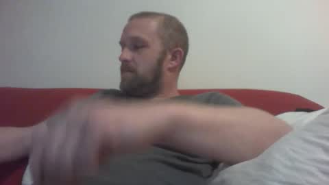 budgie1095 online show from January 9, 11:02 pm