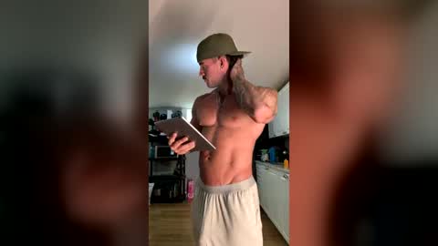 cadenhunterr online show from July 22, 4:10 pm