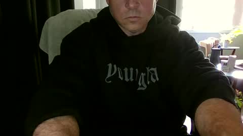 caligrown1154 online show from July 19, 10:38 pm