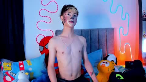 callum online show from May 21, 8:10 am