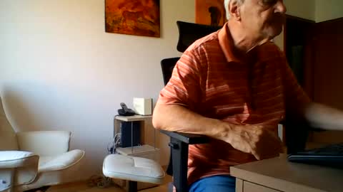 camcologne online show from July 14, 8:51 am