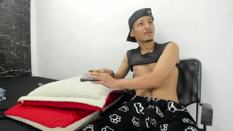 Camilo  online show from May 28, 1:58 am