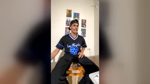 camilocrazy96 online show from June 28, 3:23 am