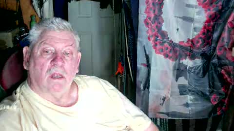 canoelicker69 online show from May 3, 1:03 pm