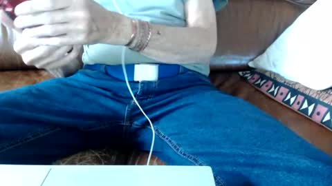 capoexe online show from May 22, 10:53 am