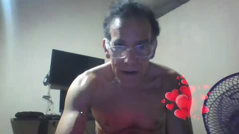 captainfox_ online show from August 5, 1:54 am