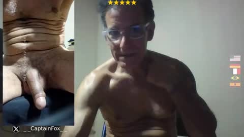 captainfox_ online show from August 9, 4:35 pm