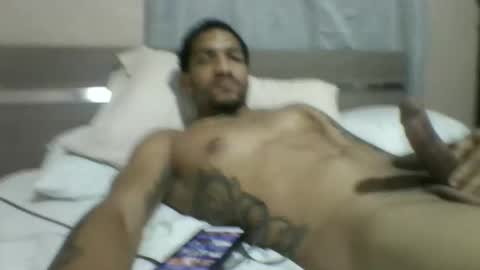 caribbeanboy297 online show from May 14, 6:17 pm