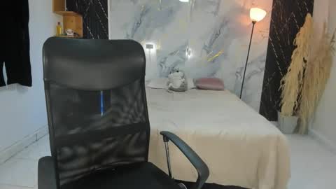 master online show from May 5, 1:02 pm