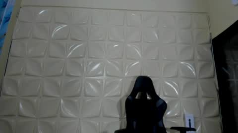 carlos_vegaa online show from April 28, 6:34 pm