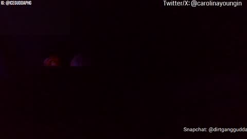 carolinayungin96 online show from May 10, 1:07 am
