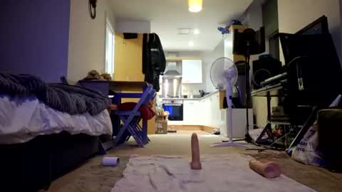 Cdleigh1984 online show from July 5, 9:44 pm