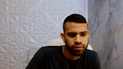 chacorta_ online show from June 24, 12:52 pm