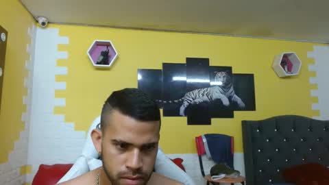 chacorta_ online show from May 15, 3:59 am