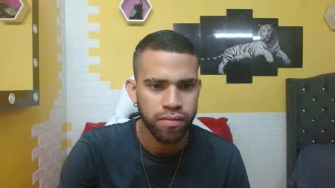 chacorta_ online show from April 27, 12:57 pm