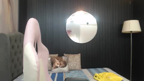 chacorta_ online show from May 21, 1:37 pm