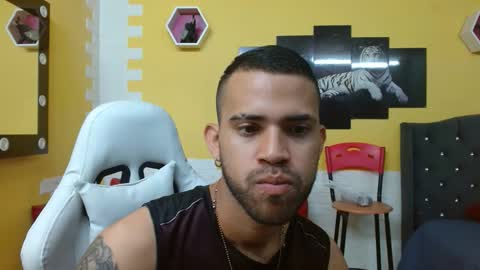 chacorta_ online show from May 13, 1:46 am