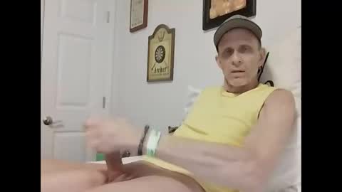chad6f00t6 online show from May 18, 8:24 pm