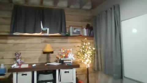 chadmichaell online show from May 8, 12:27 pm