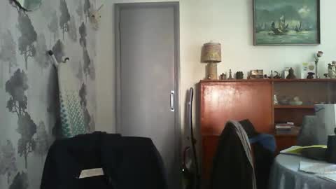 Champers online show from May 14, 5:11 pm