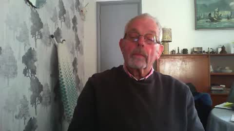 Champers online show from May 13, 11:29 am