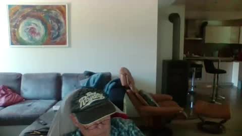 charles6064 online show from July 28, 11:17 am