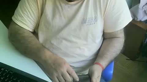 charly online show from May 20, 8:32 am
