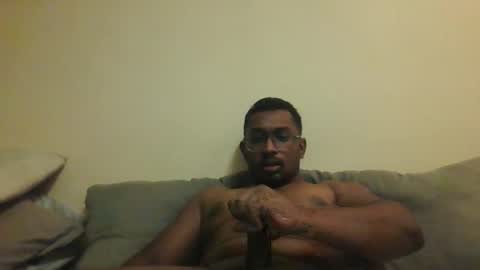 chennaibull1011 online show from May 11, 9:34 pm