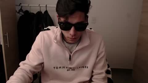 chomelo online show from July 15, 9:21 pm