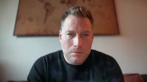 Chris online show from May 16, 4:10 am