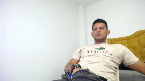 chris_dick2 online show from May 6, 5:30 am