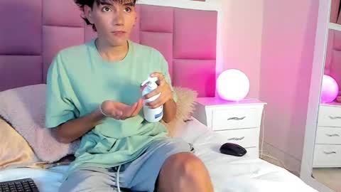 Chris online show from May 1, 9:06 pm