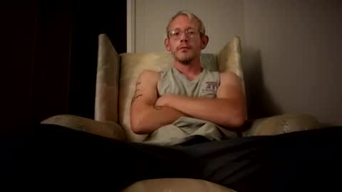 chriswells062590 online show from July 30, 2:33 am