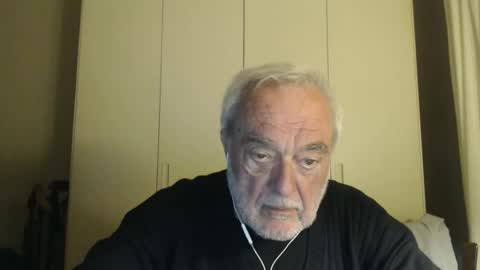 ciaoamoremio3 online show from May 17, 11:56 pm