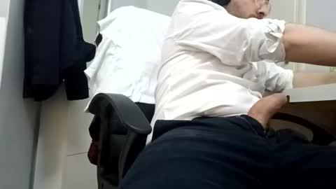 ciccioita97 online show from May 15, 4:48 pm