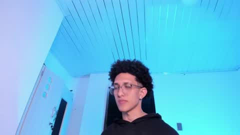 cj_davis1 online show from June 20, 3:55 am