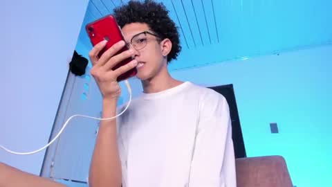 cj_davis1 online show from June 12, 3:27 am