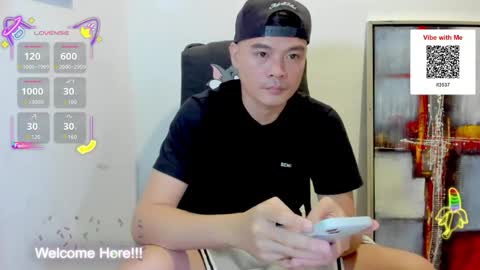 Clark online show from May 9, 1:39 am