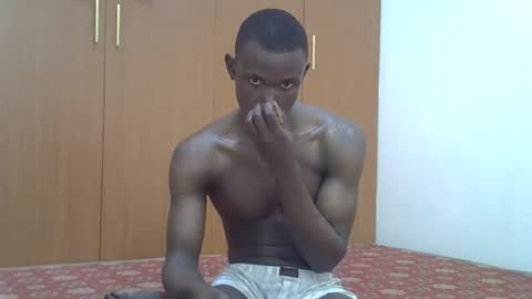 clive_damian online show from May 10, 2:24 am
