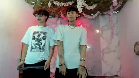 club_latinboys online show from May 12, 8:17 pm