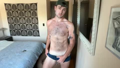 collegeboy417 online show from August 3, 11:44 pm