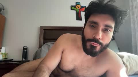 colombianstud94 online show from May 7, 12:16 pm