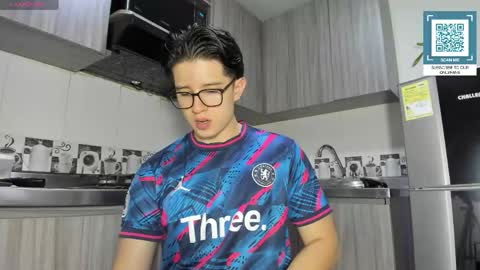 Damian and Daniel online show from April 27, 1:02 am