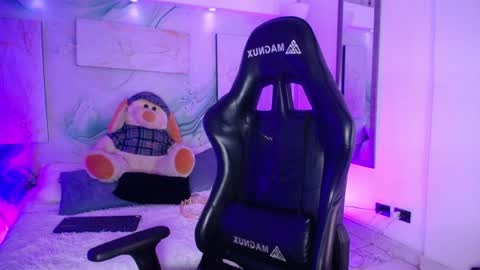 Connor   online show from July 23, 1:58 am