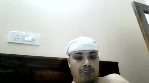 Cool Breeze09 online show from May 22, 11:48 am