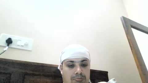 Cool Breeze09 online show from April 30, 7:26 am