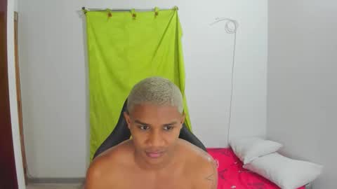 Ethan  online show from May 11, 4:26 pm